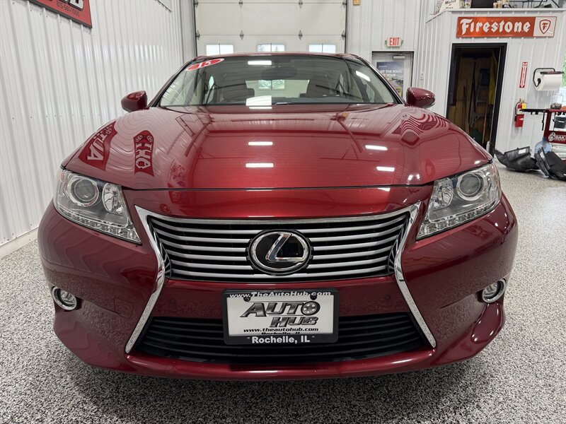 Used 2015 Lexus ES 350 w/ Luxury Package FWD image 22