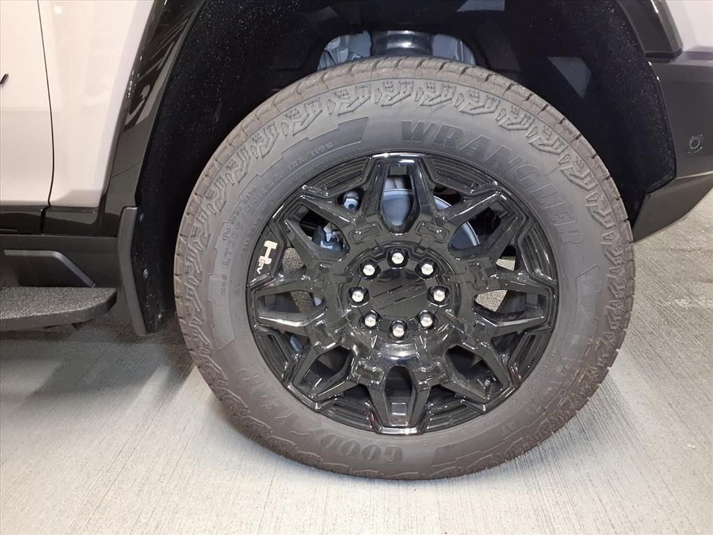 New 2026 GMC Hummer EV SUV image 5