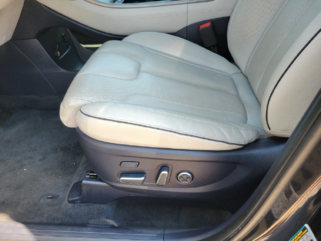 Used 2024 Hyundai Palisade Limited FWD image 14