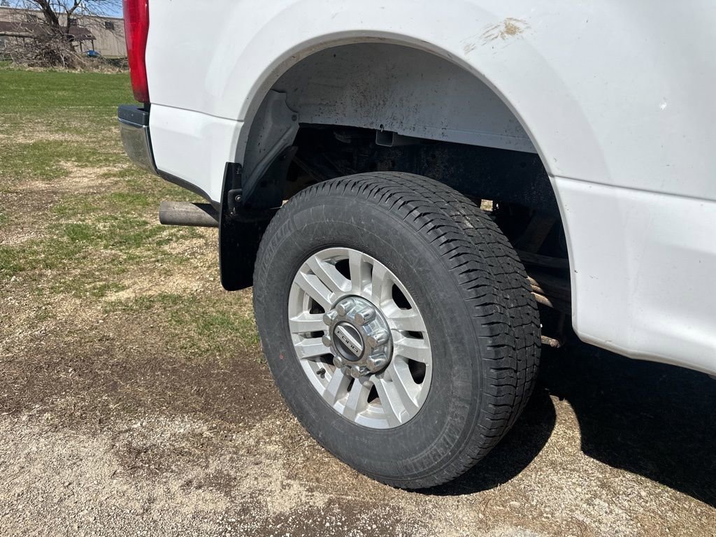 Used 2019 Ford F250 XL w/ STX Appearance Package image 8