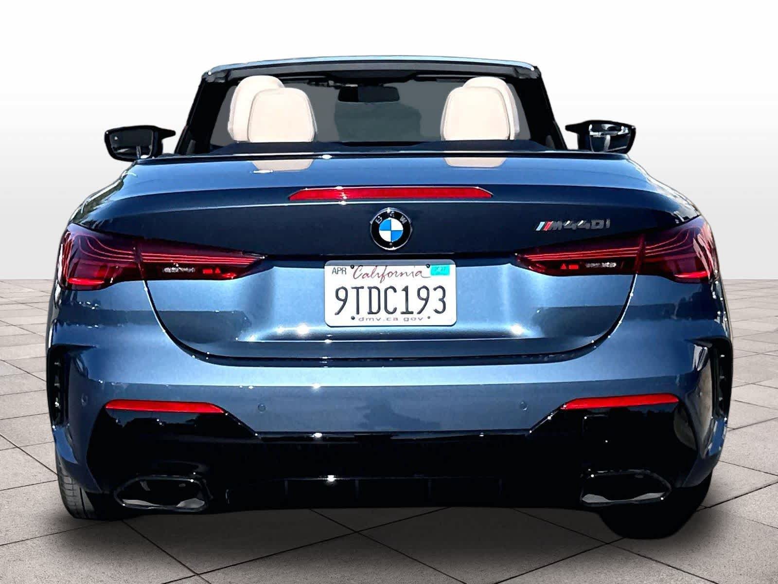 Used 2025 BMW M440i Convertible w/ Premium Package RWD image 8