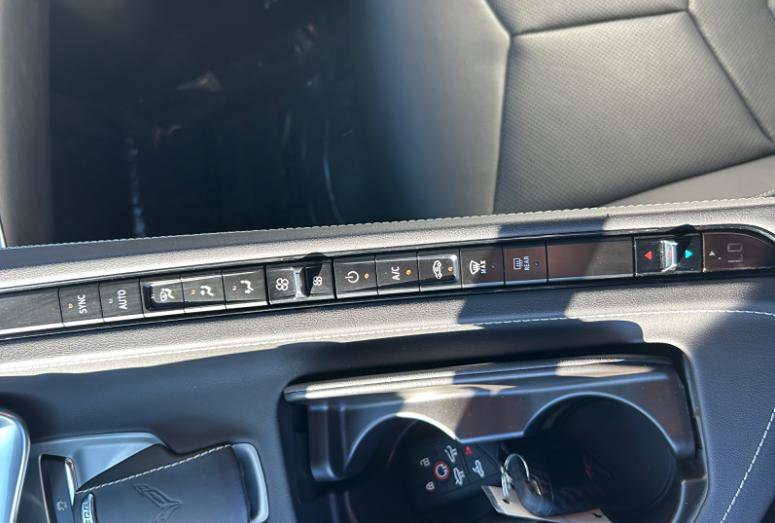 Used 2020 Chevrolet Corvette Stingray Coupe w/ Z51 Performance Package image 24