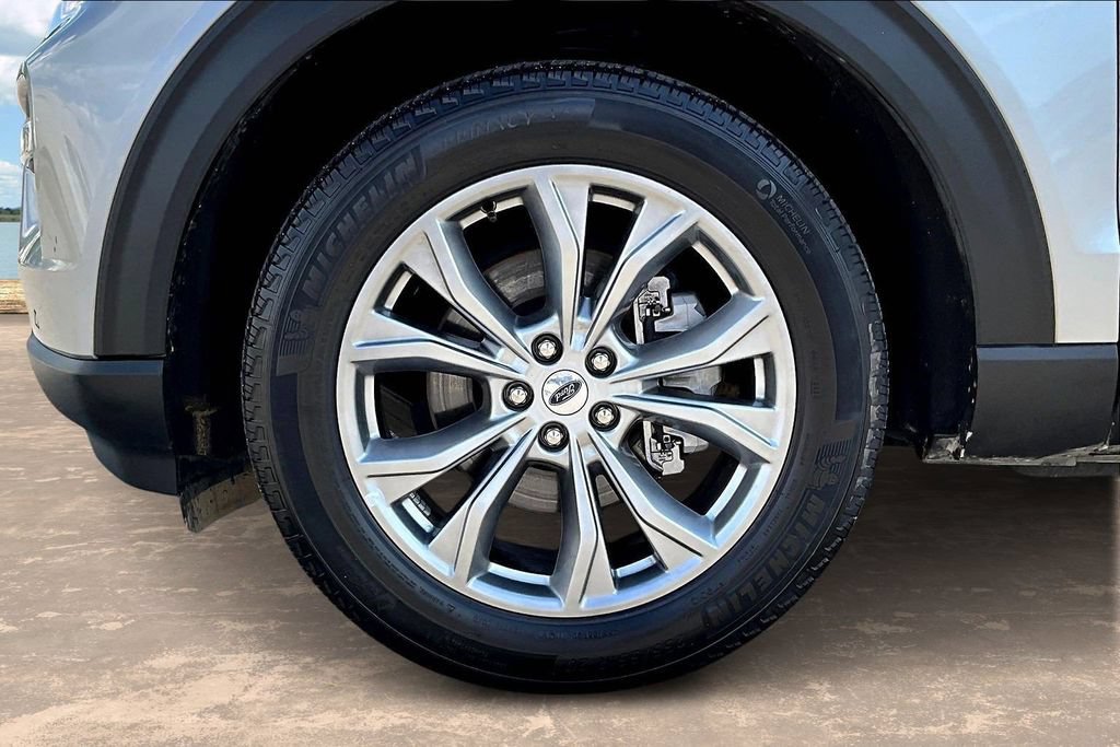 Used 2023 Ford Explorer Limited AWD/4WD image 36