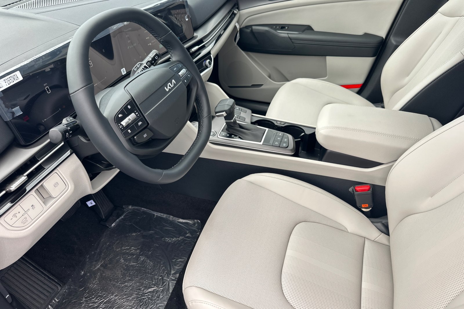 New 2026 Kia Sportage EX FWD image 10