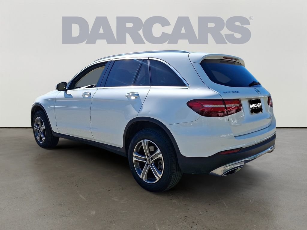 Used 2018 Mercedes-Benz GLC 300 4MATIC image 4