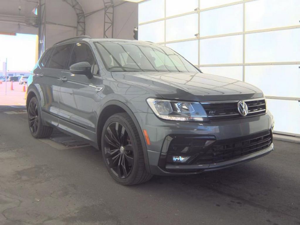 Used 2020 Volkswagen Tiguan SE R-Line image 4