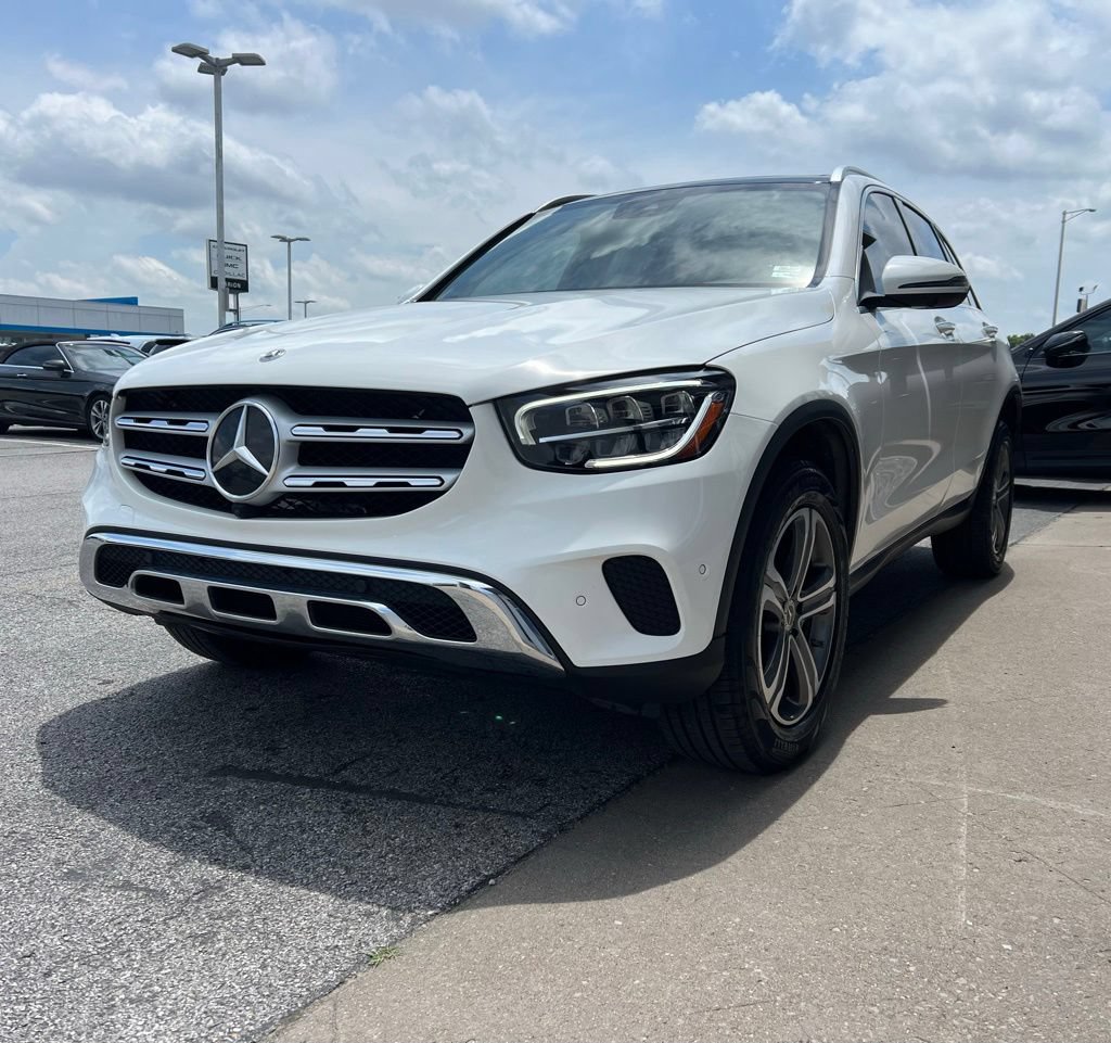 Used 2022 Mercedes-Benz GLC 300 4MATIC image 4
