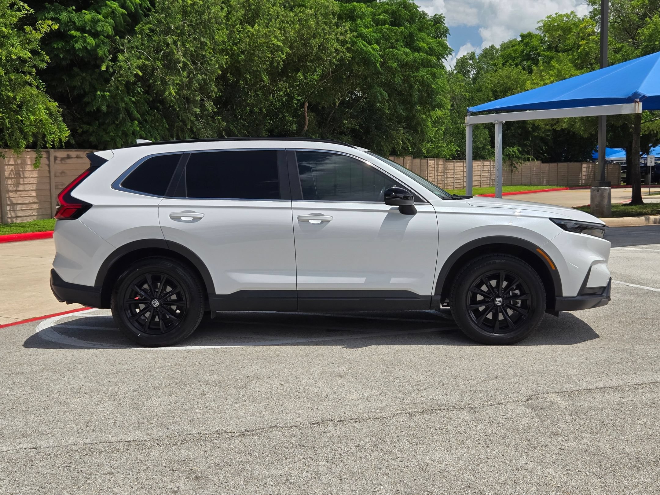 Certified 2023 Honda CR-V Sport image 2
