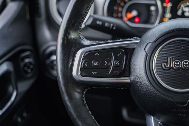 Used 2020 Jeep Gladiator Overland w/ Cold Weather Group image 30