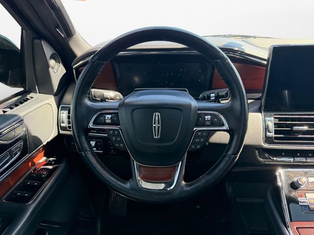 Used 2022 Lincoln Navigator L Reserve image 12