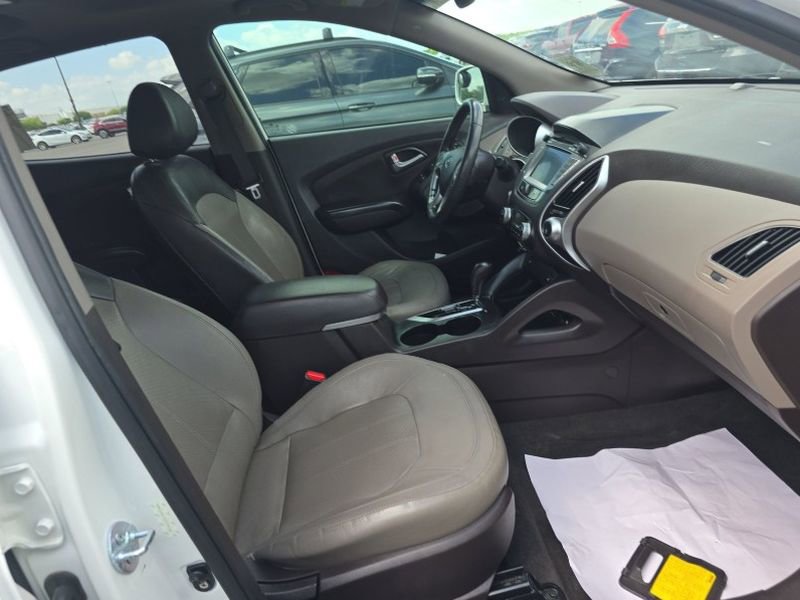 Used 2013 Hyundai Tucson Limited w/ Premium Pkg image 15