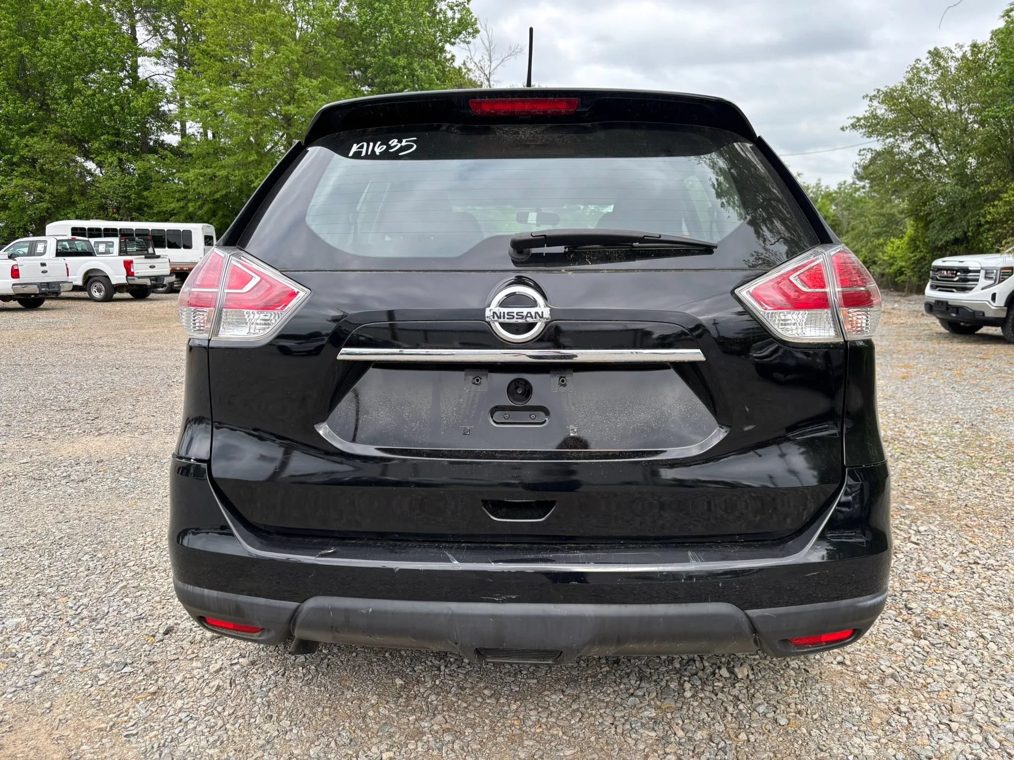 Used 2015 Nissan Rogue S FWD image 10