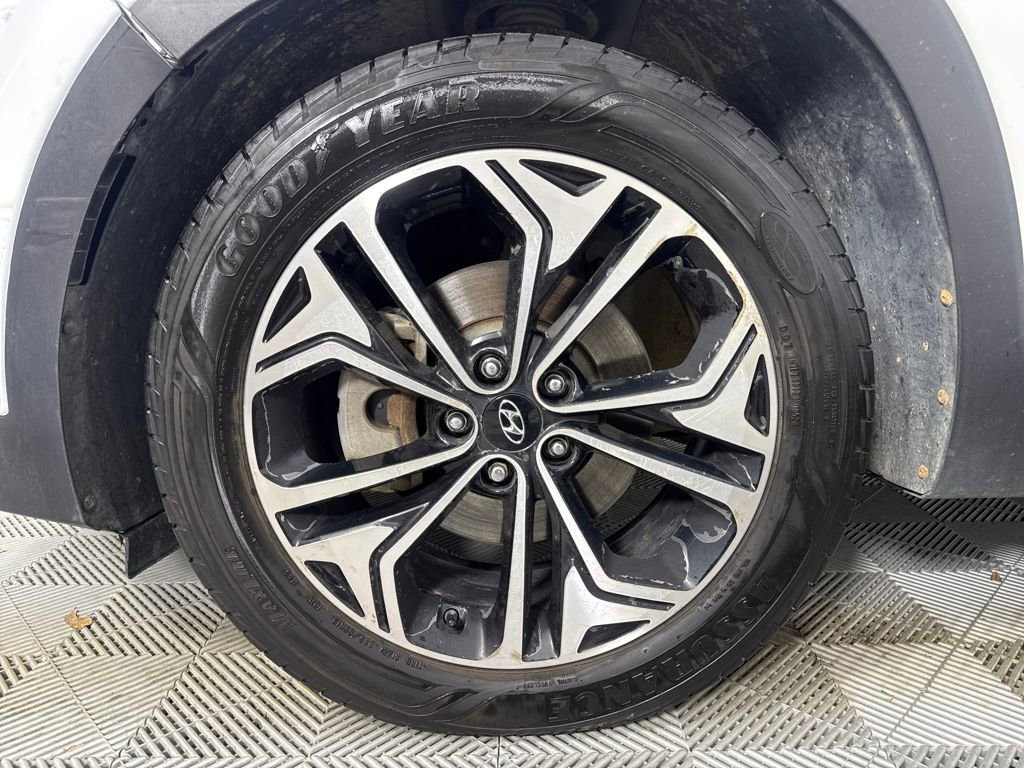 Used 2020 Hyundai Santa Fe Limited image 20