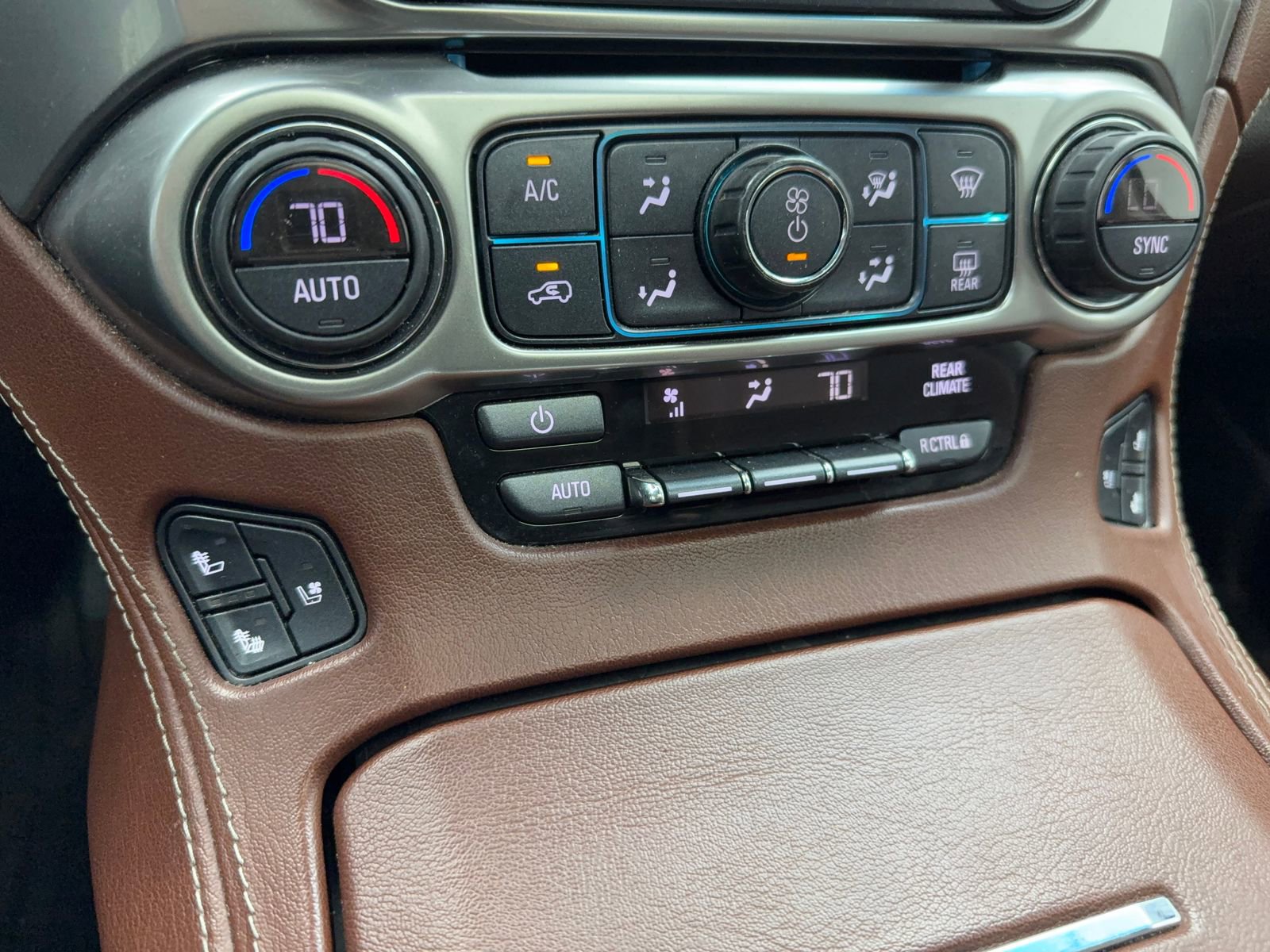 Used 2018 Chevrolet Tahoe Premier image 30