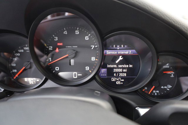 Used 2015 Porsche 911 Carrera RWD image 30
