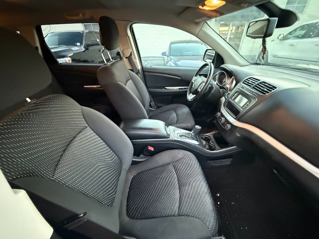 Used 2018 Dodge Journey SE w/ Connectivity Group image 7