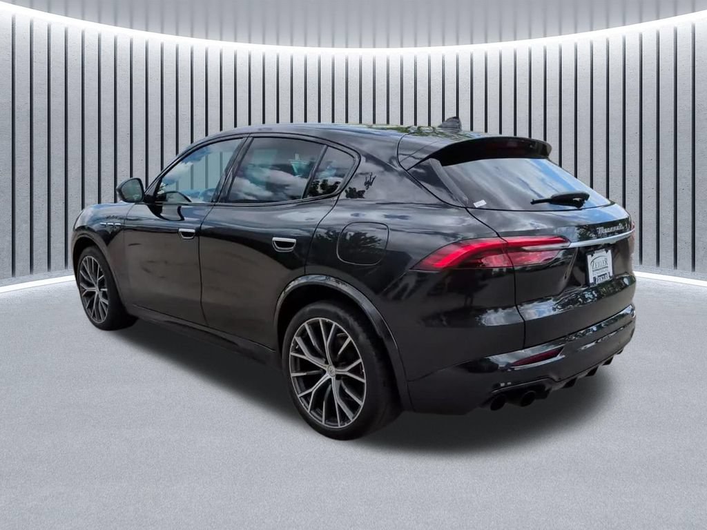 Used 2023 Maserati Grecale Modena AWD/4WD image 11
