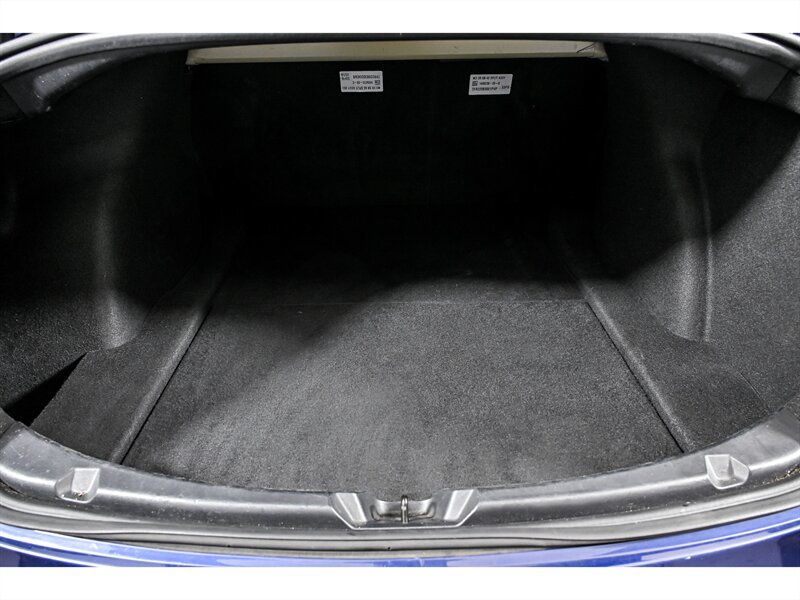 Used 2022 Tesla Model 3 RWD image 11