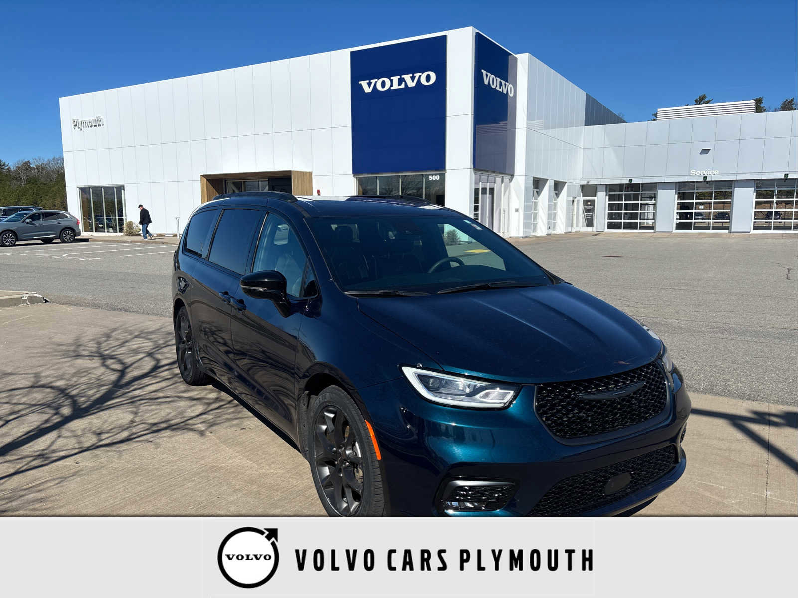 Used 2025 Chrysler Pacifica Limited image 1