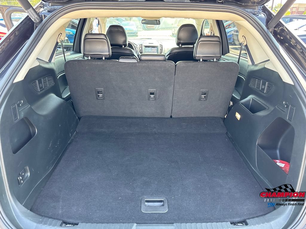 Used 2019 Ford Edge SEL w/ Equipment Group 201A AWD/4WD image 26