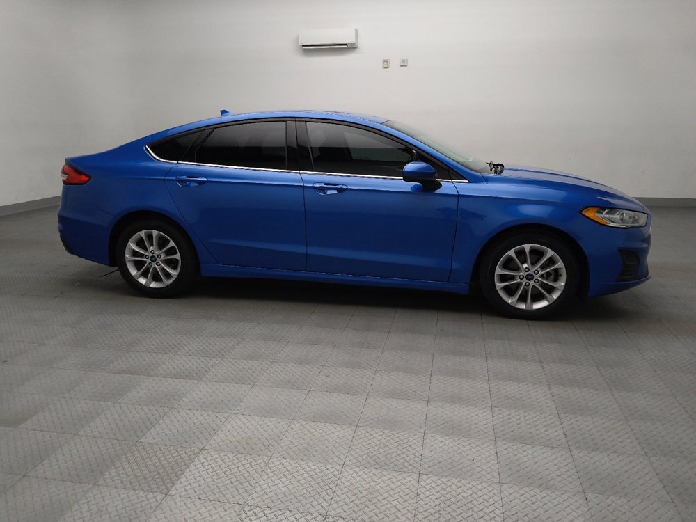 Used 2020 Ford Fusion SE FWD image 11