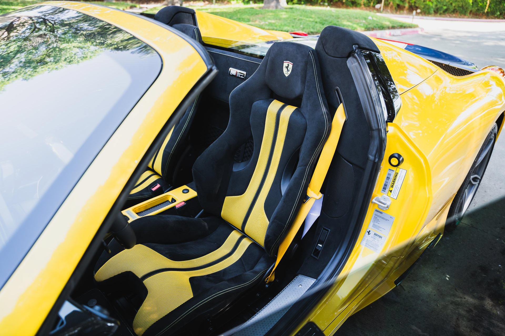 Used 2015 Ferrari 458 Speciale A RWD image 38