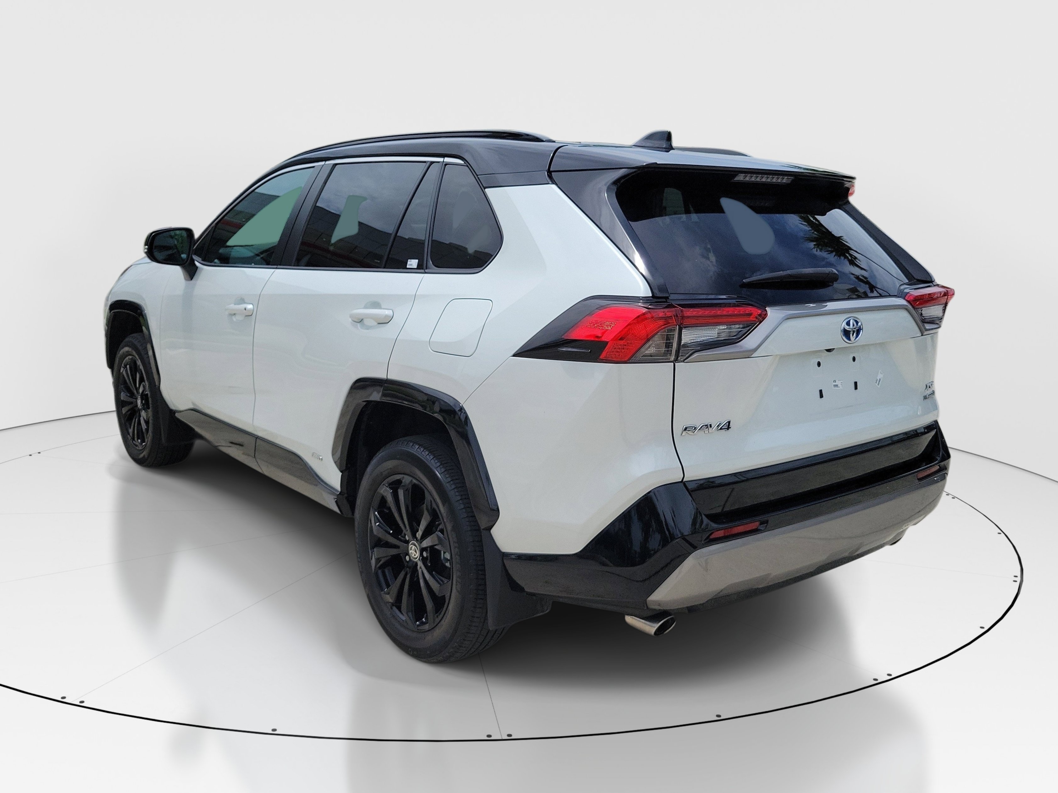 Certified 2024 Toyota RAV4 XSE AWD/4WD image 5