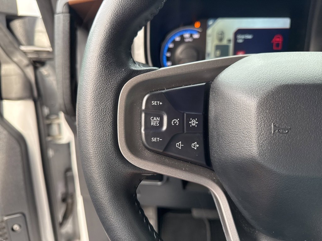 Used 2024 Ford Bronco Outer Banks image 21