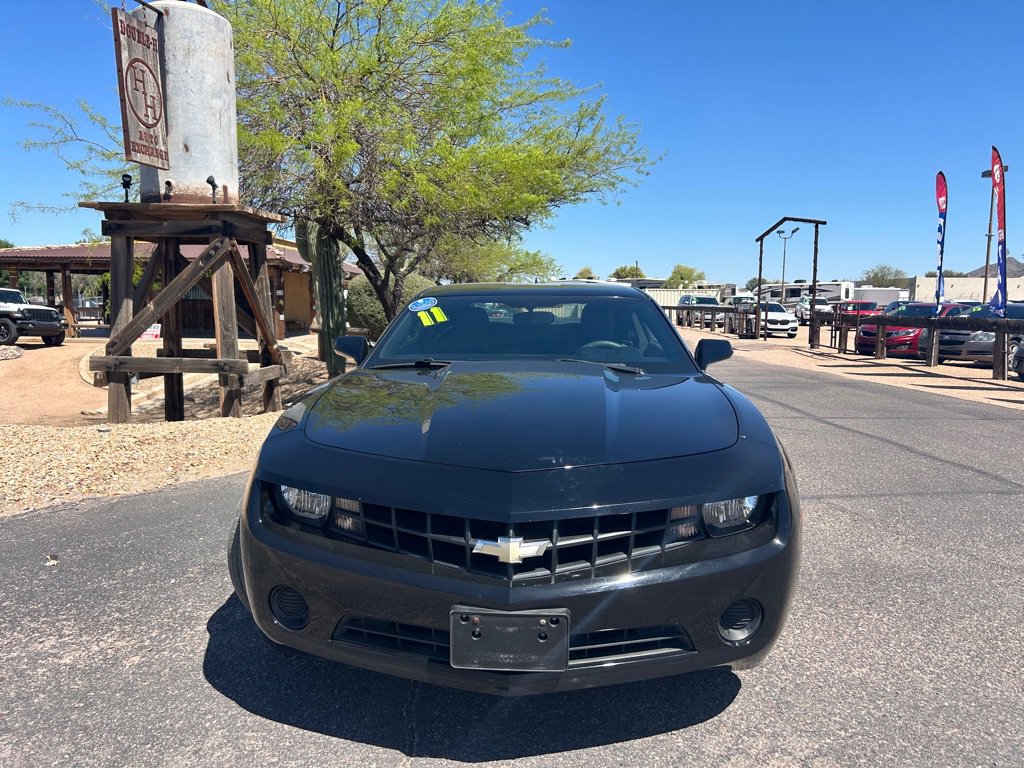 Used 2011 Chevrolet Camaro LS RWD image 8