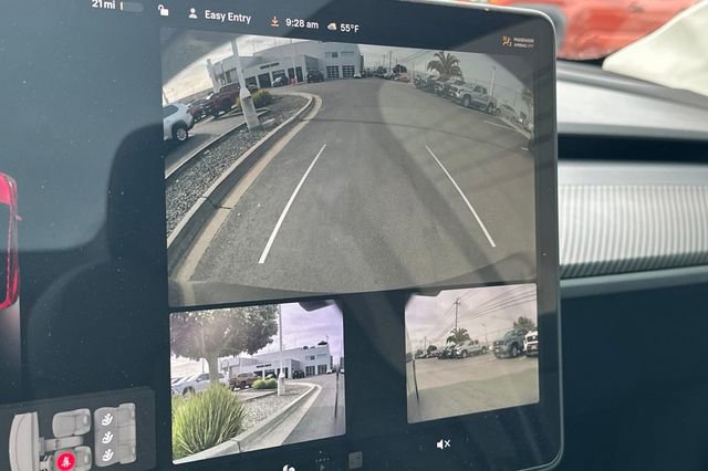 Used 2020 Tesla Model Y Performance image 24