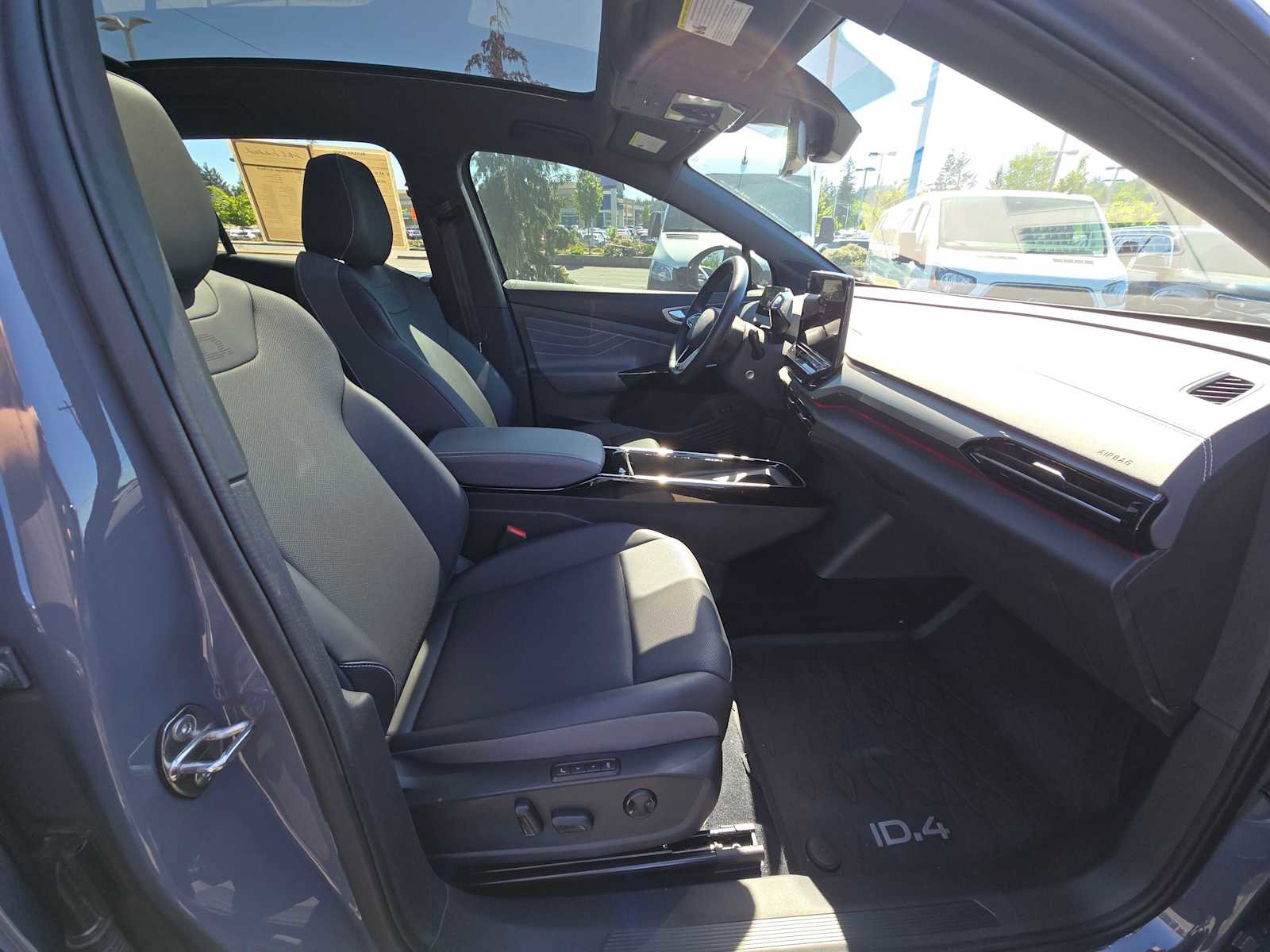 Used 2023 Volkswagen ID.4 Pro S AWD/4WD image 11