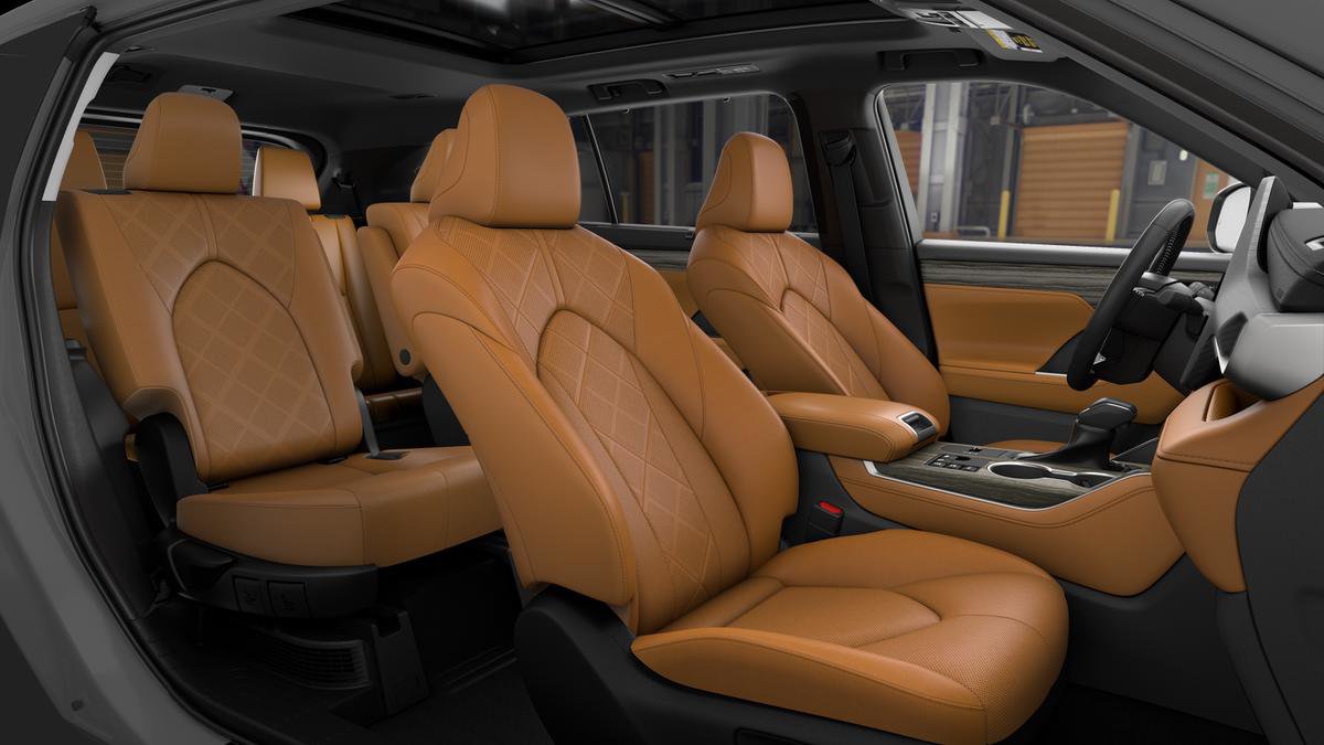 New 2026 Toyota Highlander Platinum image 20