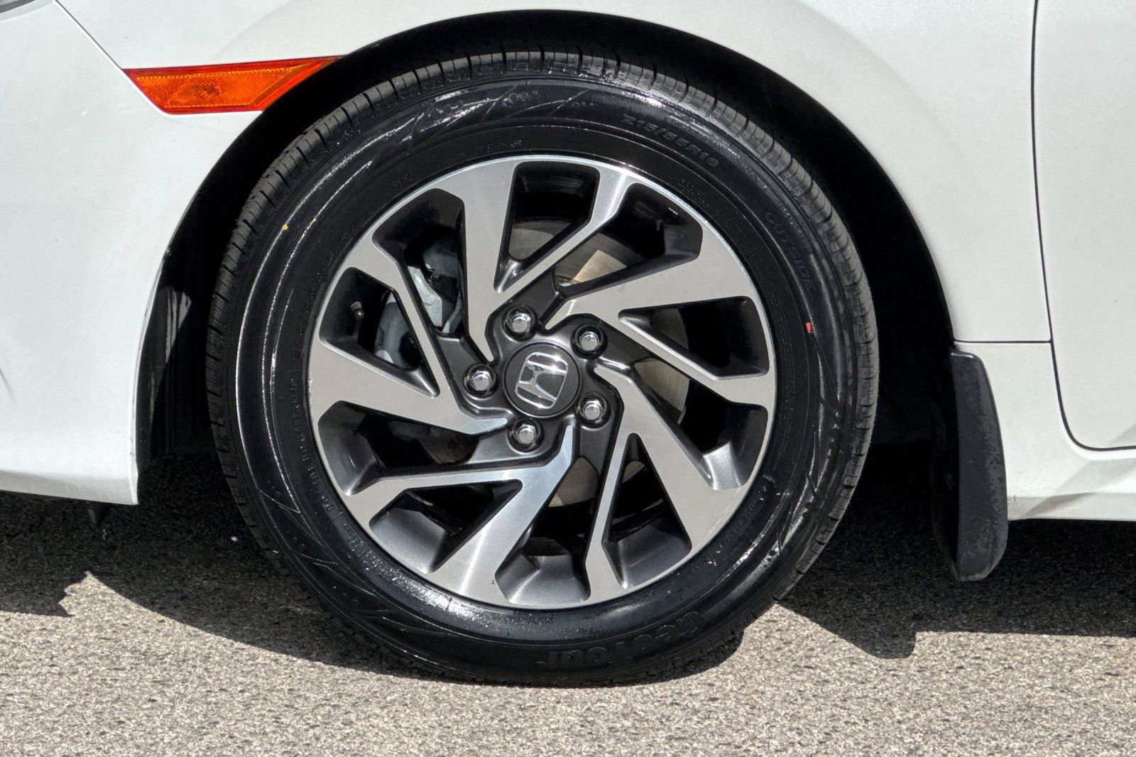 Used 2016 Honda Civic EX image 25