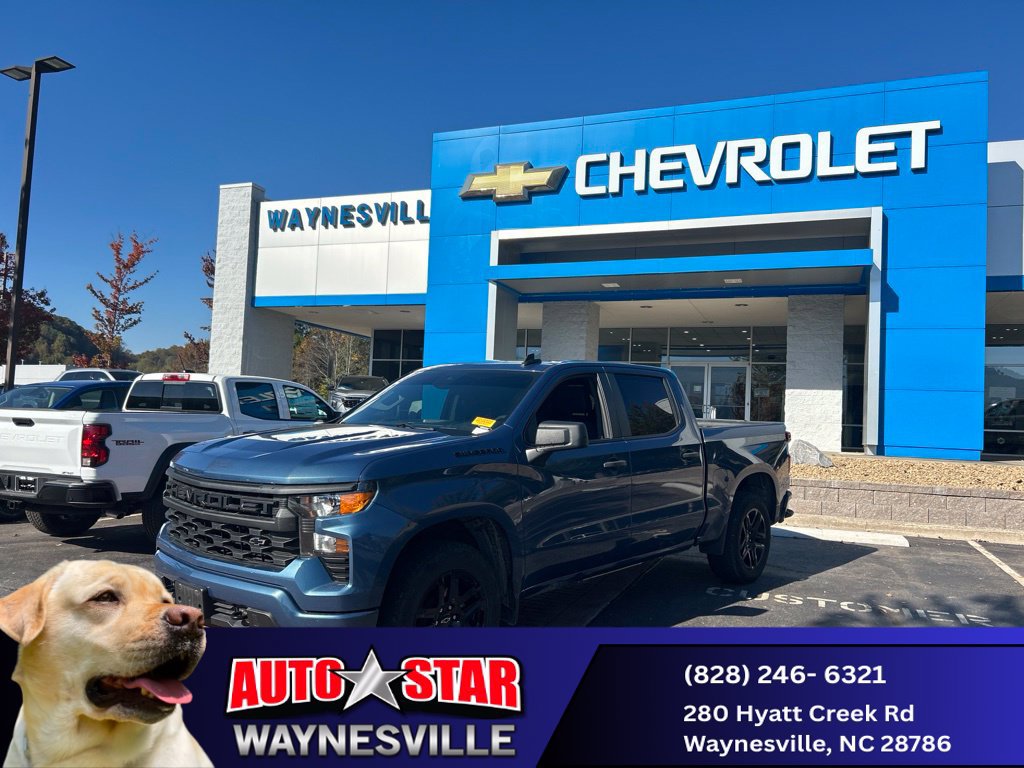 Used 2024 Chevrolet Silverado 1500 Custom w/ LPO, Dark Essentials Package AWD/4WD image 4