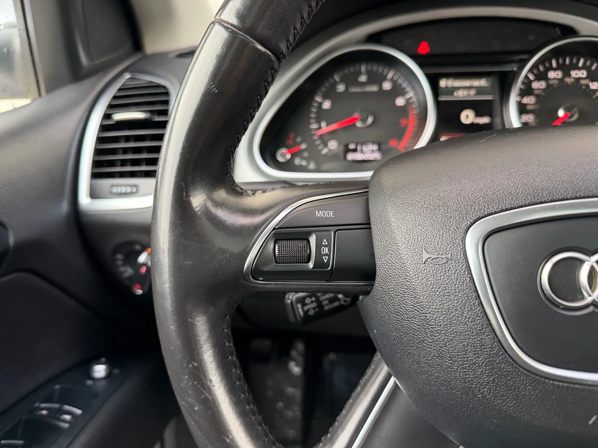 Used 2013 Audi Q7 3.0T Premium Plus image 28