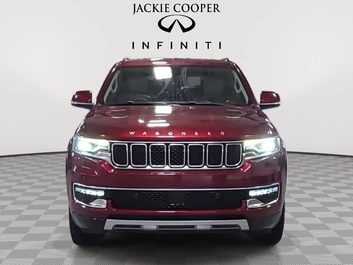 Used 2022 Jeep Wagoneer Series III w/ Rear Seat Video Group 1 AWD/4WD image 2