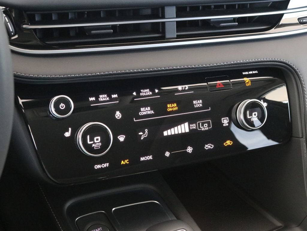 Certified 2025 INFINITI QX60 Pure AWD/4WD image 18