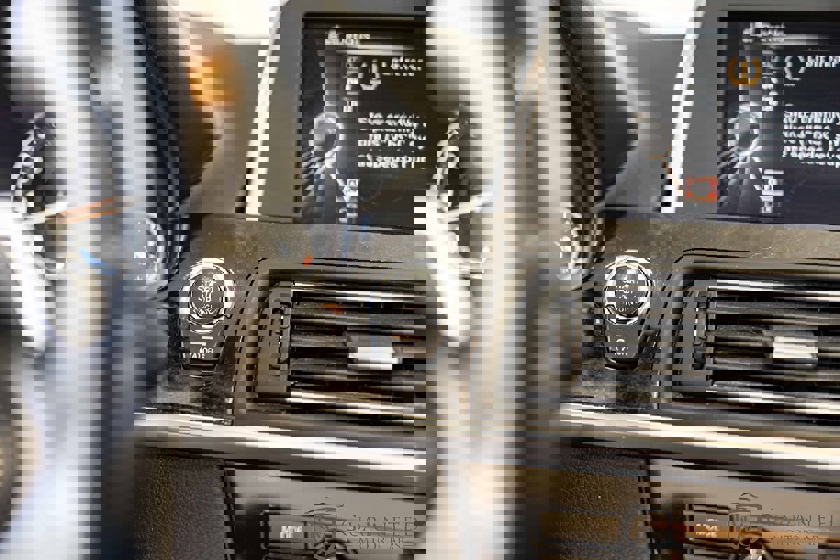 Used 2015 BMW 640i xDrive Convertible image 25