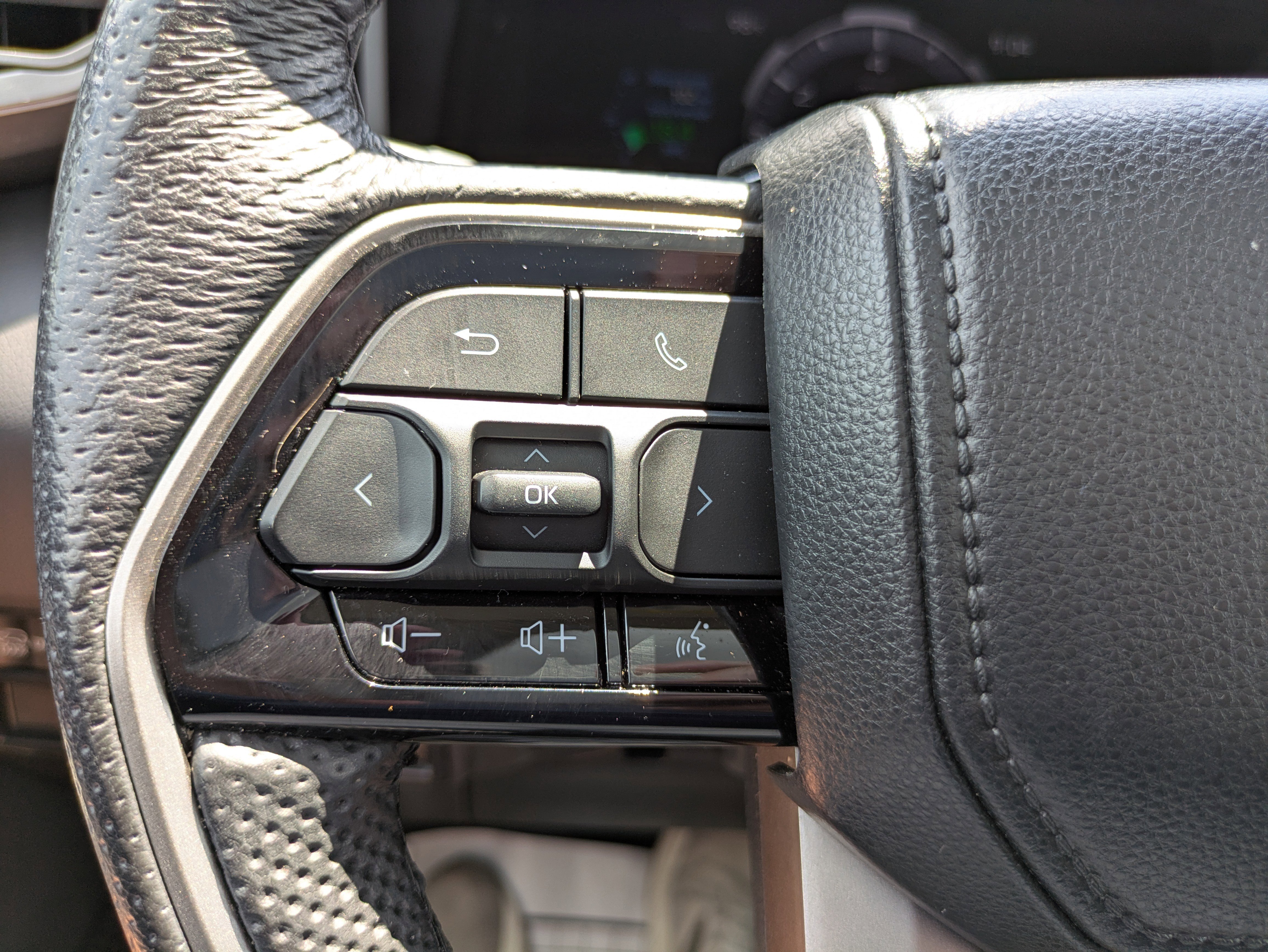 Used 2024 Toyota Sequoia Limited image 22