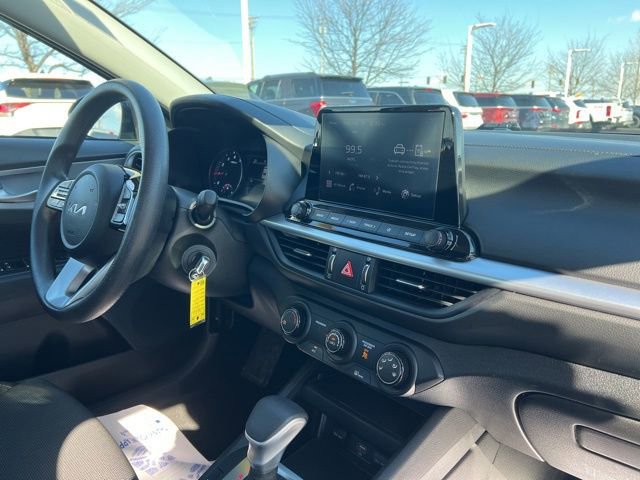 Certified 2023 Kia Forte LXS w/ LXS Technology Package image 31
