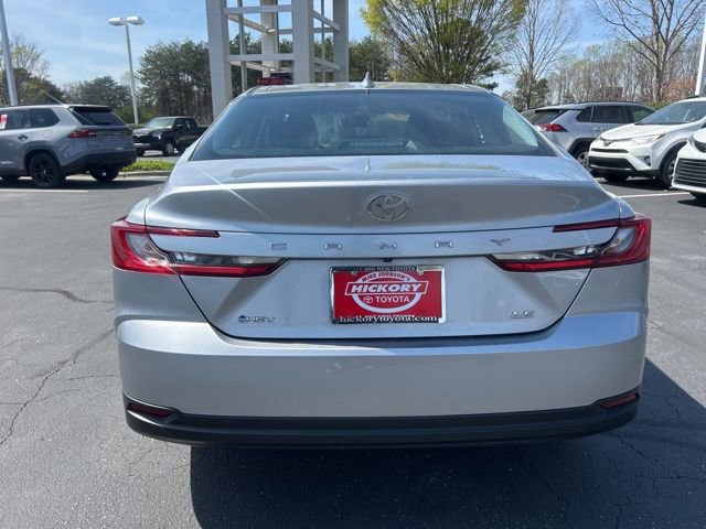 Used 2025 Toyota Camry LE image 8
