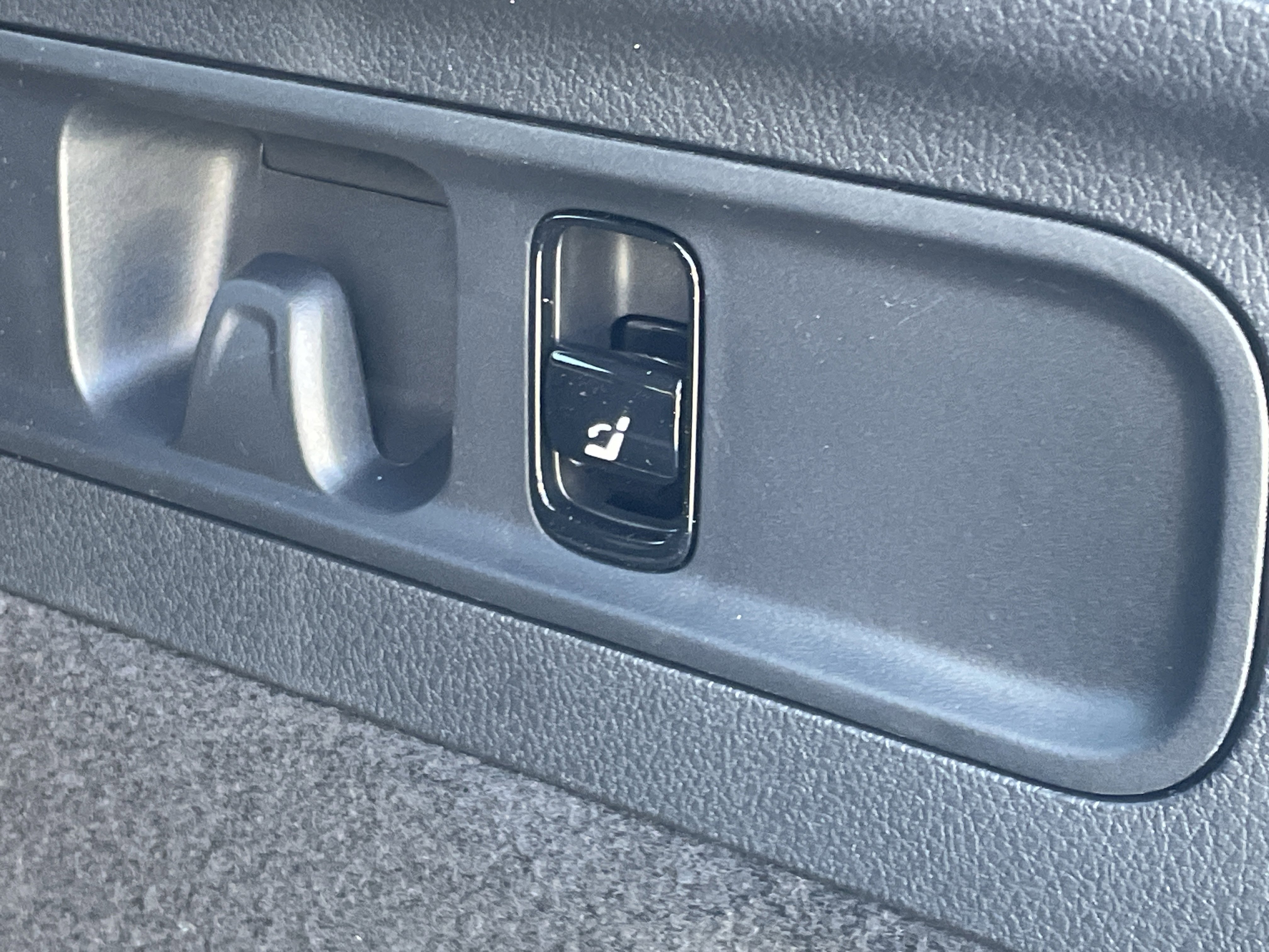 New 2026 Mercedes-Benz GLC 300 4MATIC image 11