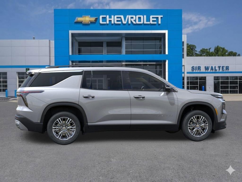 New 2026 Chevrolet Traverse LT w/ Driver Confidence Package FWD image 6