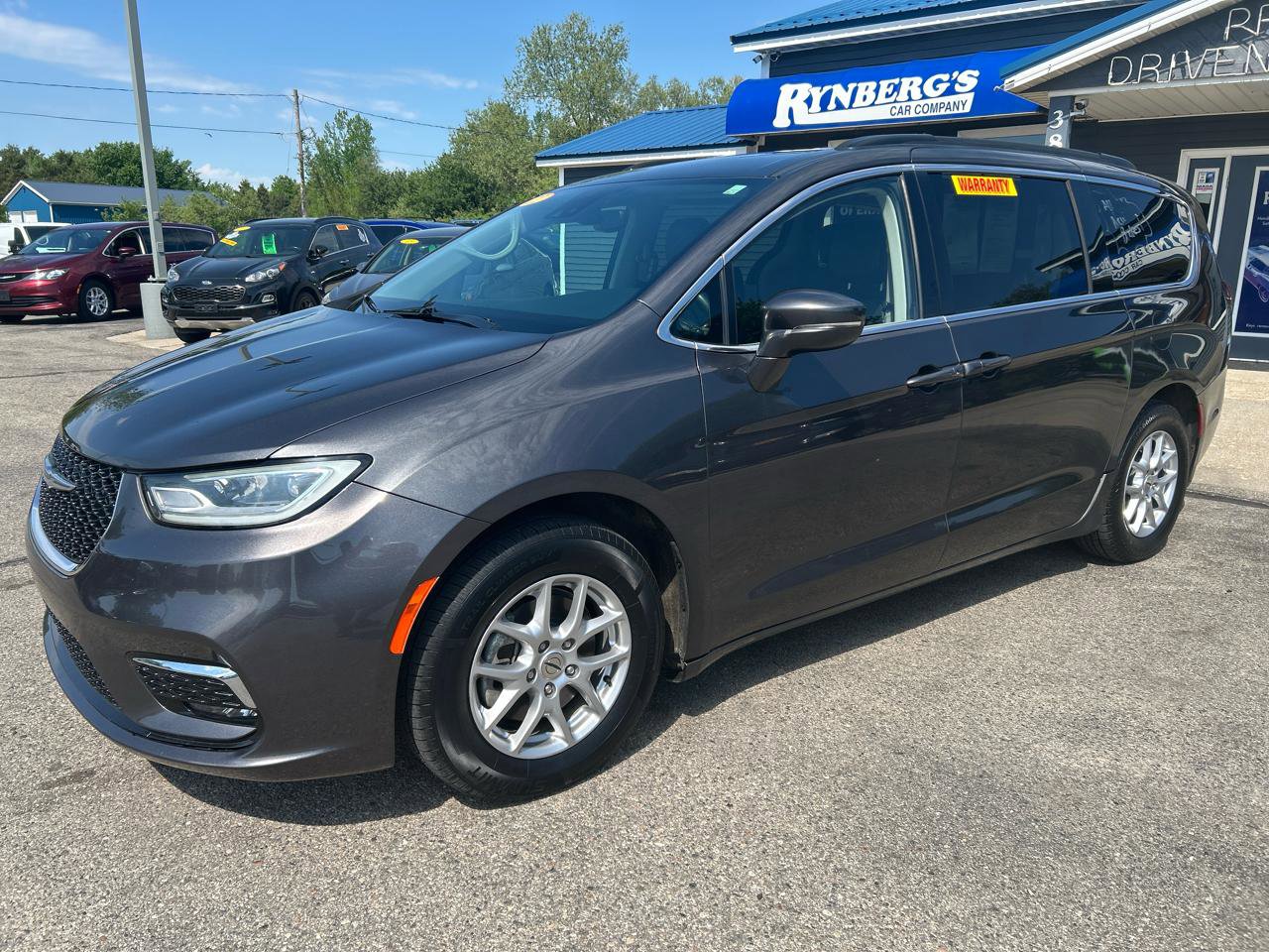 Used 2022 Chrysler Pacifica Touring-L