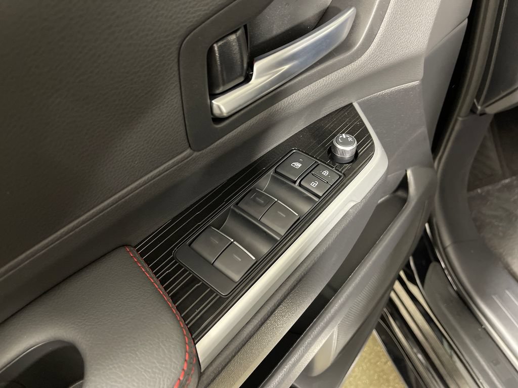 New 2026 Toyota Sienna XSE FWD image 16