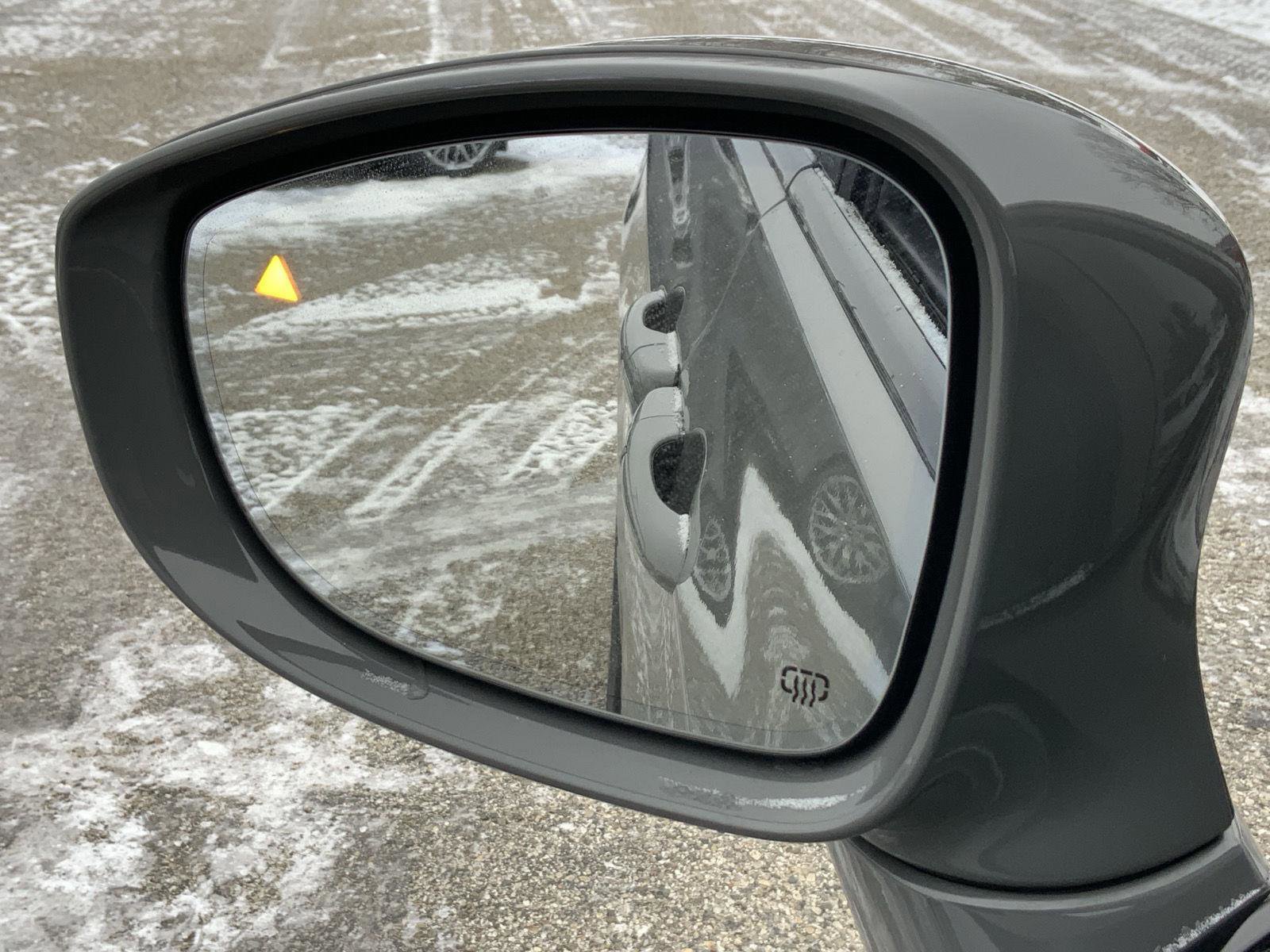 Used 2021 Chrysler Pacifica Limited w/ S Appearance Package image 22