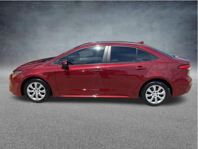 Used 2023 Toyota Corolla LE FWD image 2