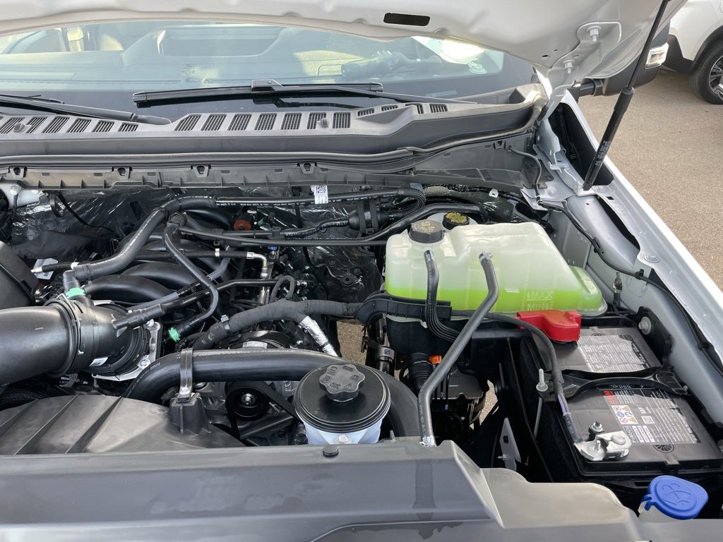 New 2026 Ford F350 XL w/ XL Chrome Package image 40
