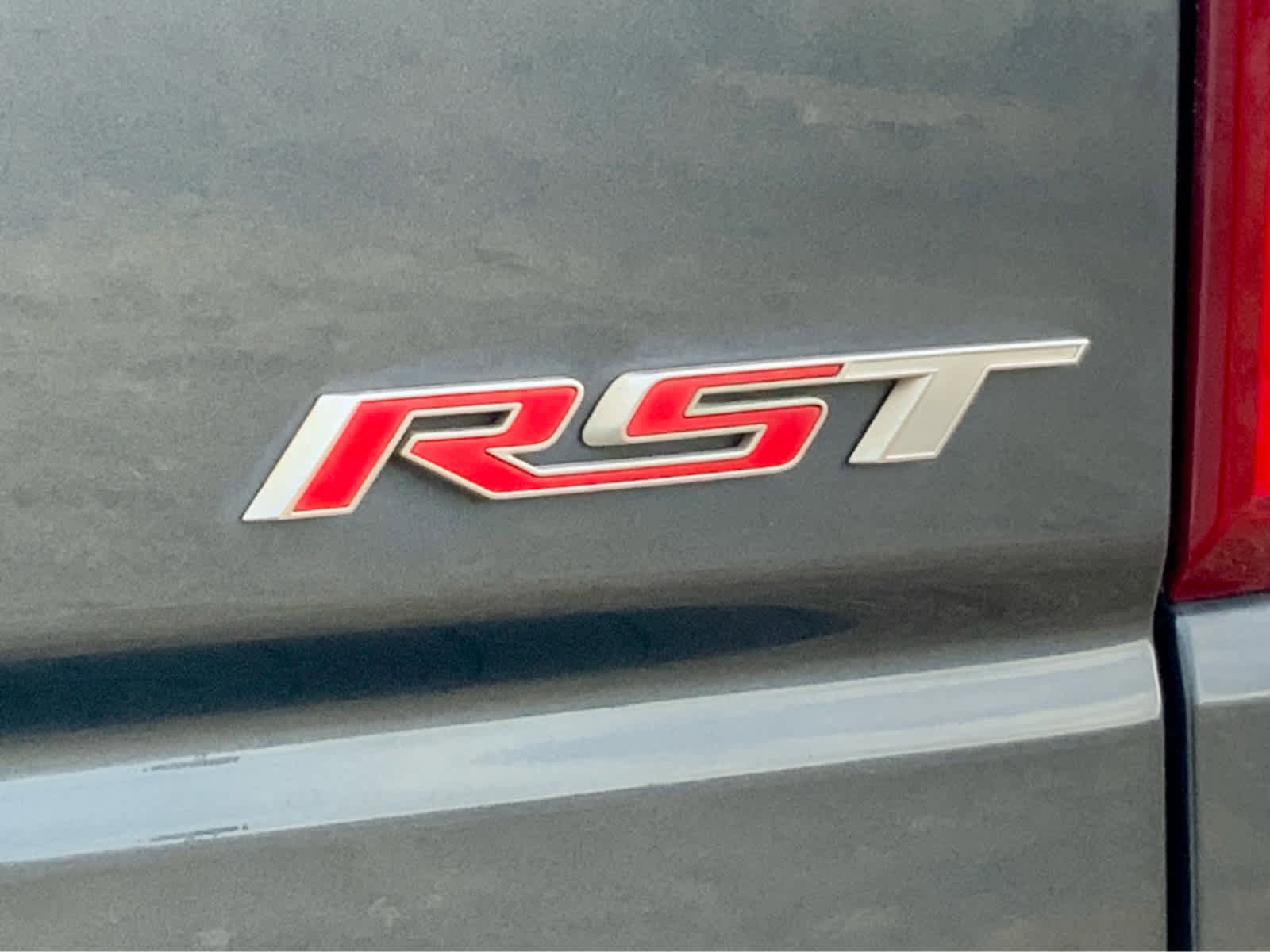 Used 2019 Chevrolet Silverado 1500 RST image 24