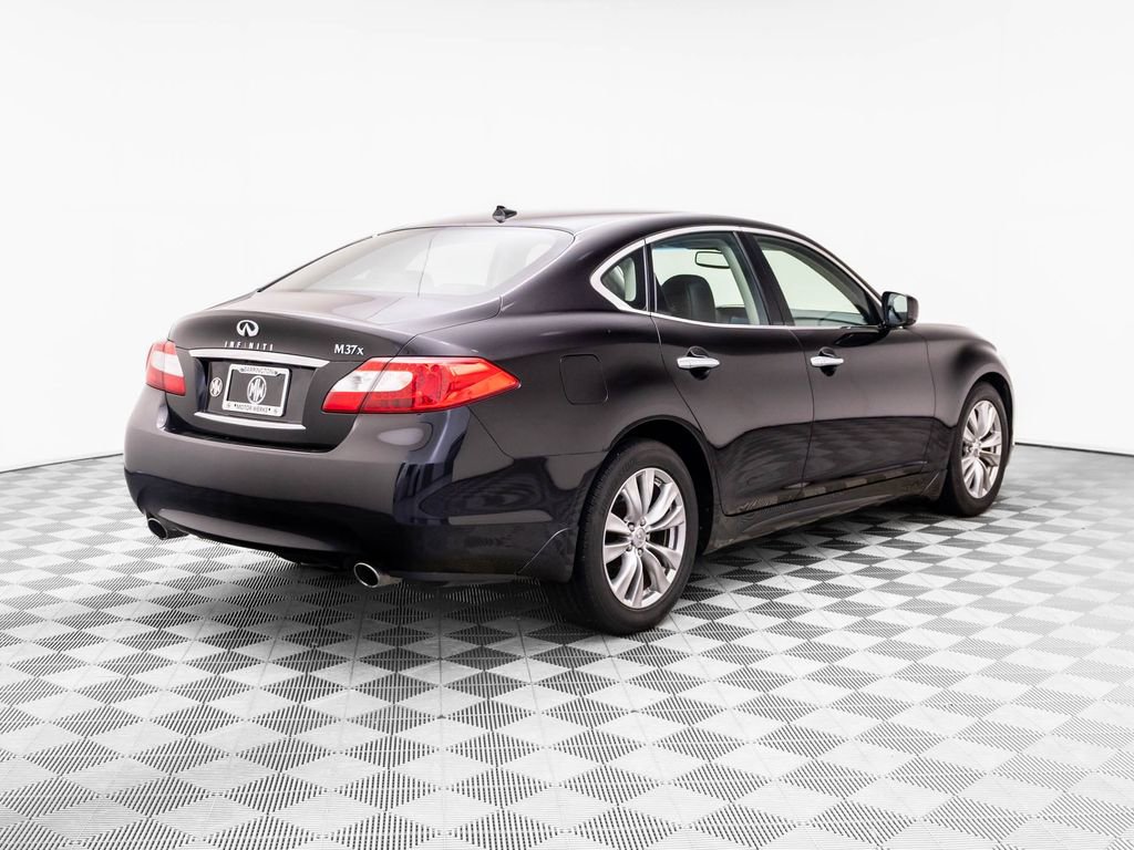 Used 2012 INFINITI M37 x w/ Premium Pkg image 7